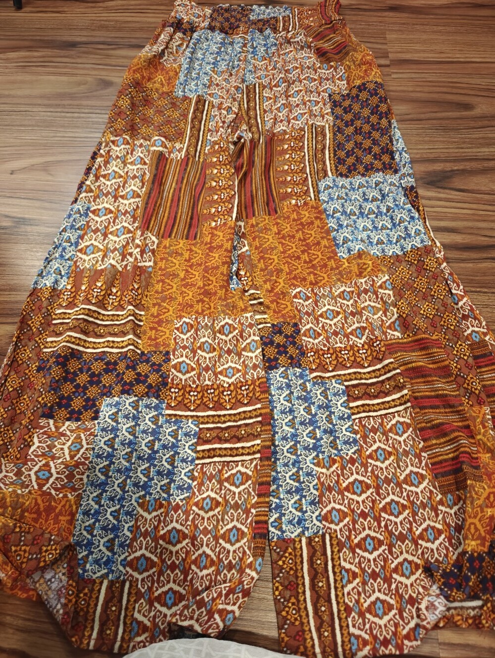 Main Strip Patchwork Wide-Leg Split Pants in Rust & Blue - Picture 7 of 8